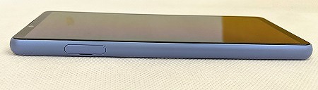 ワイモバイル Xperia 10 III SIMスロット 外観